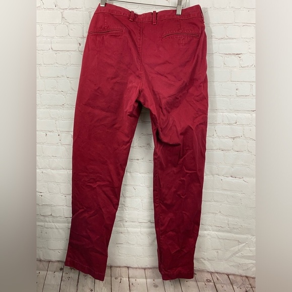 J Crew Pants Mens Size 33x32 Burgundy The Sutton Fit Broken-in Chino Pants - Picture 2 of 9